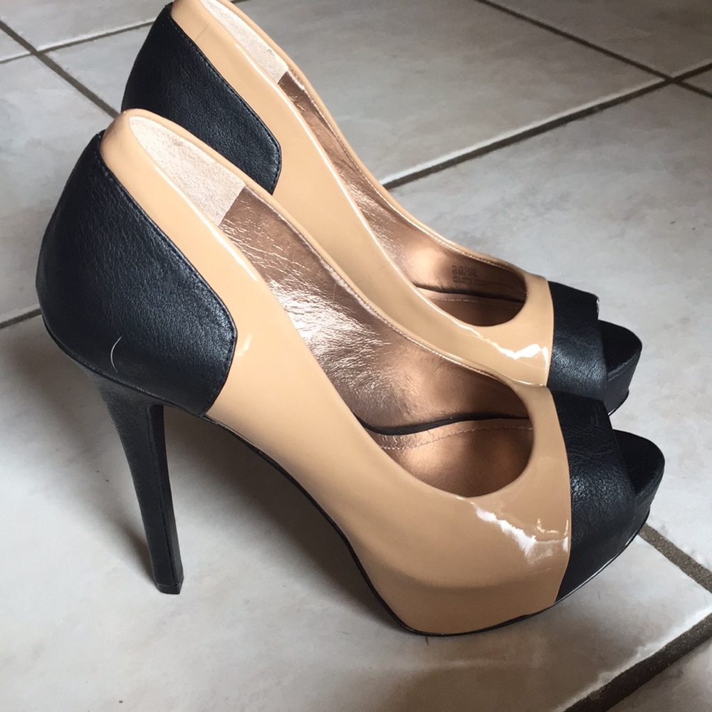 Bcbg shoes